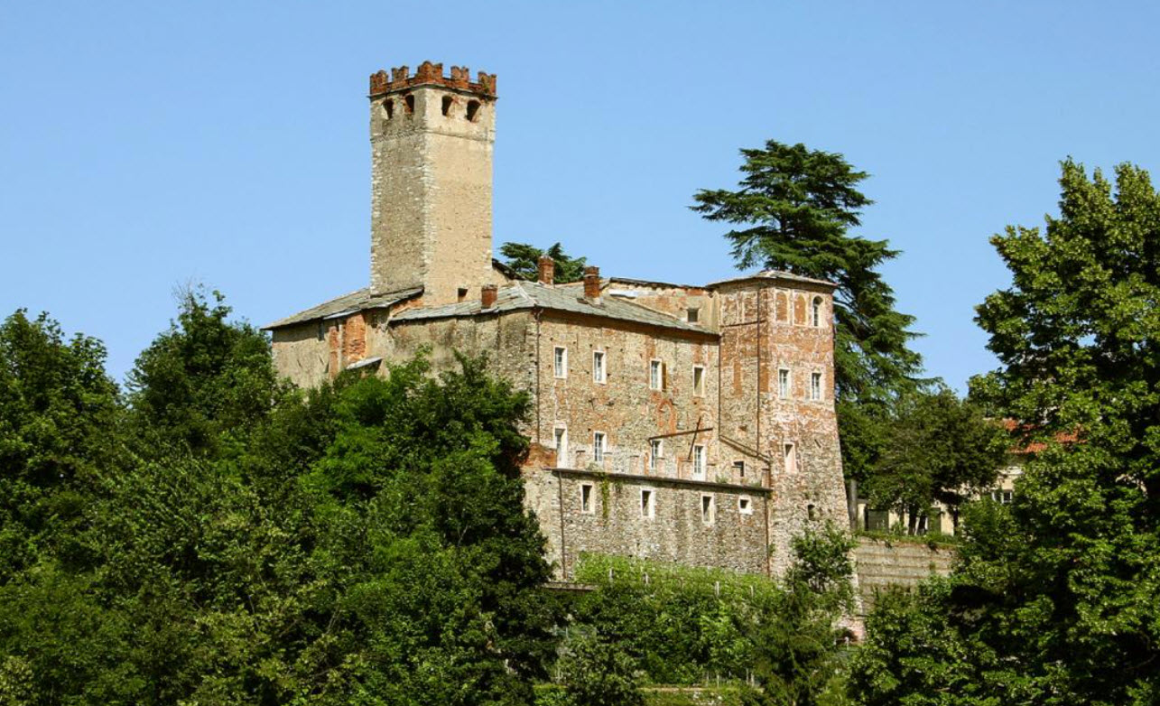 Castello di Rivarossa, Italy